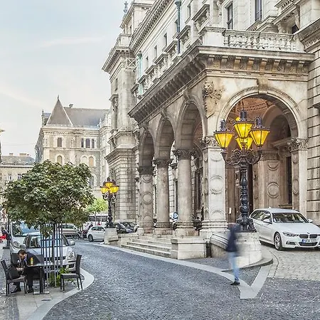 Appartamento Opera Luxory *