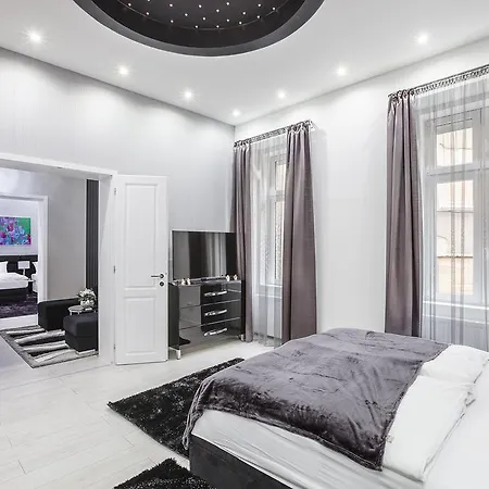 Apartamento Opera Luxory