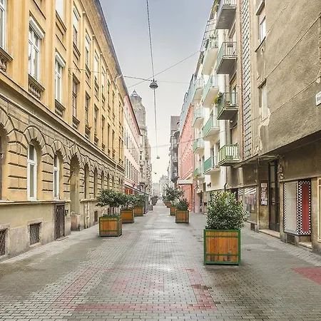 Opera Luxory Budapesta